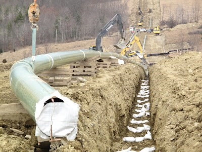 sandbags used in pipeline construction